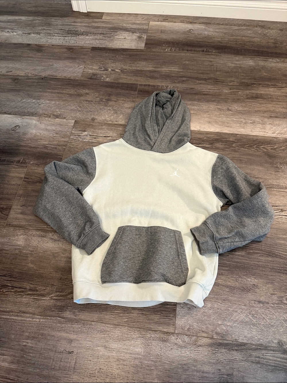 Jordan Two-Tone Gray‎ and Cream Pullover Hoodie